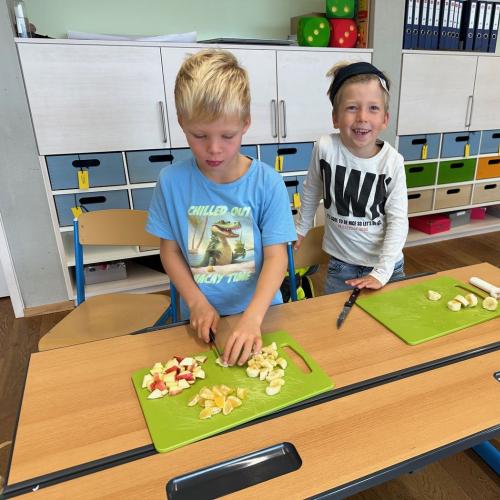 Gesunde_Jause_Obstsalat_1b_2024