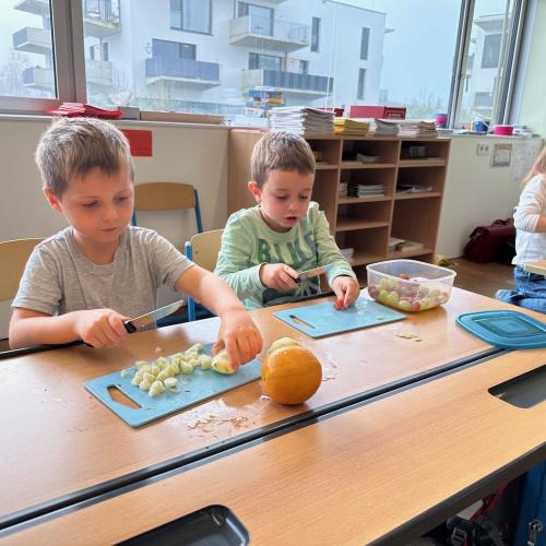 Gesunde_Jause_Obstsalat_1b_2024