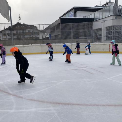 Eishockey_2a_2b_2025