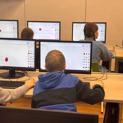 Mint_3d_zeichnen_Klasse_4_2026