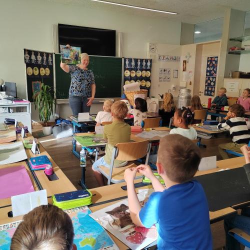 Bäuerin_geht_in_die_VS_Klasse_1_2026