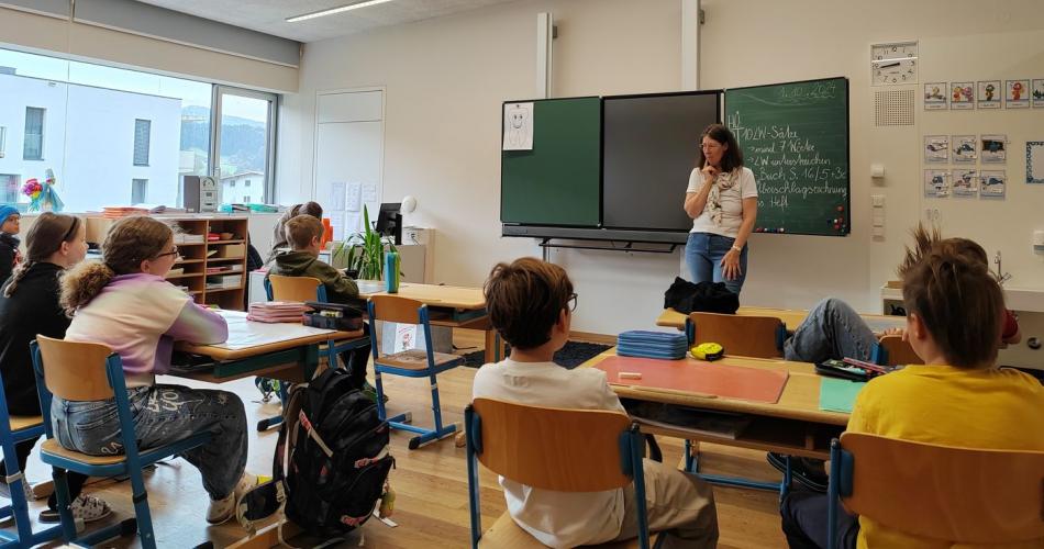 AVOMED_Zahngesundheit_4a_2024