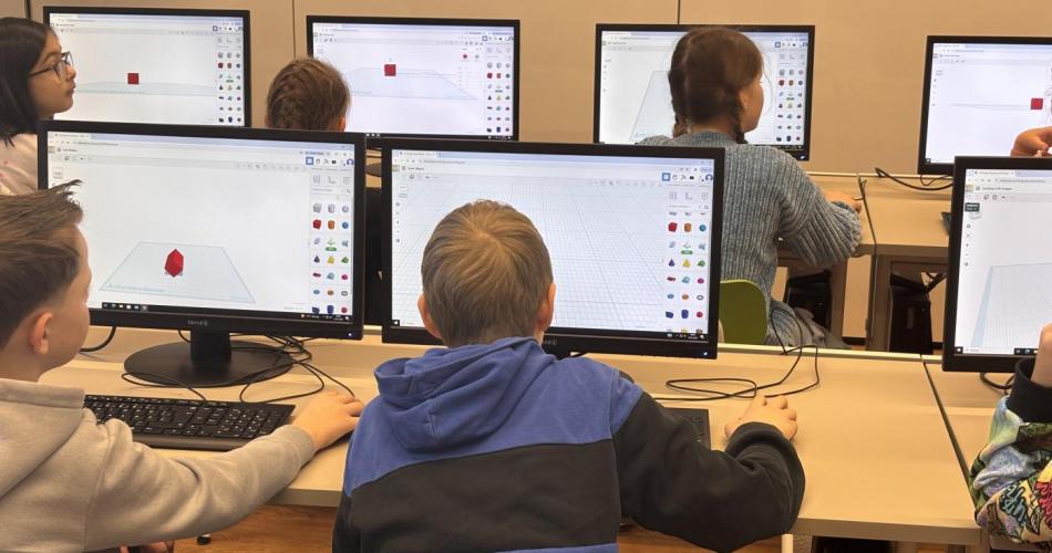 Mint_3d_zeichnen_Klasse_4_2026